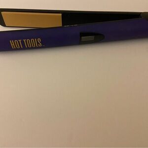 Hot Tools digital ceramicc flat iron.